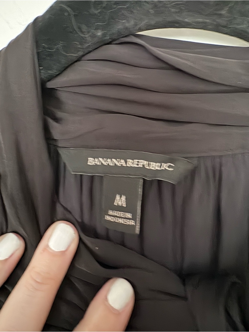 Banana Republic Black Blouse With Bow - Picture 3 of 4